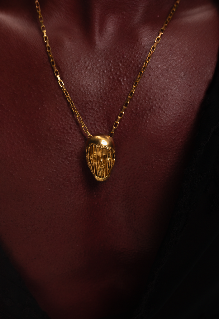 Iron grip neck piece