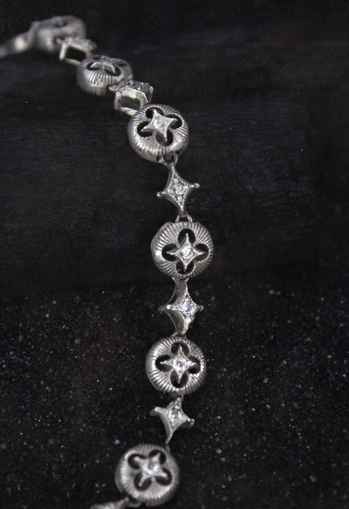 Oblivion Neckpiece