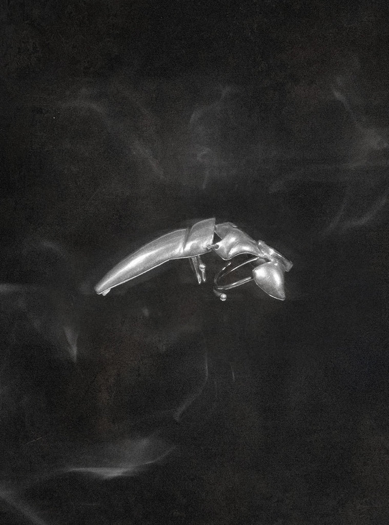 Raakh Nail ring