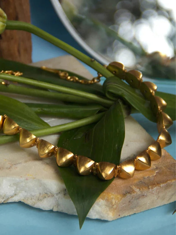 Edge Of Everything Choker in 18-carat gold plating on sterling silver, worn by a model – neck pieces, Bhavya Ramesh