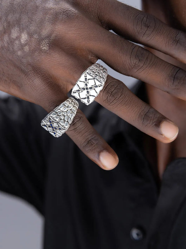 Uraga Ring in sterling silver, worn by a model – rings, Bhavya Ramesh