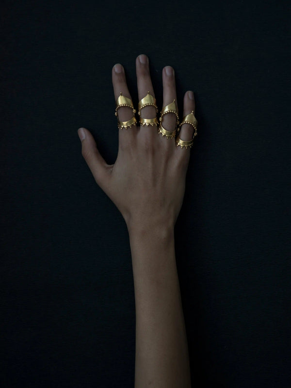 The Great White Shark in 18-carat gold plating on sterling silver, product photo on black – rings, Bhavya Ramesh