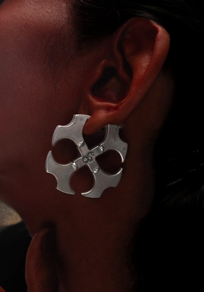 Aatank Earring