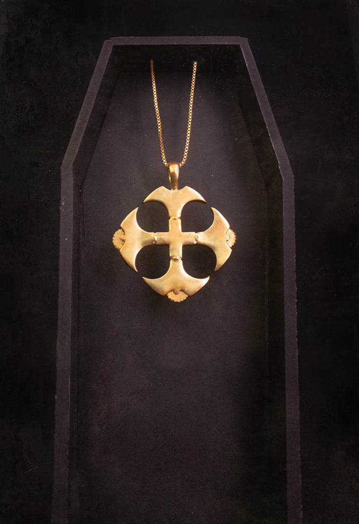 Aatank Neckpiece