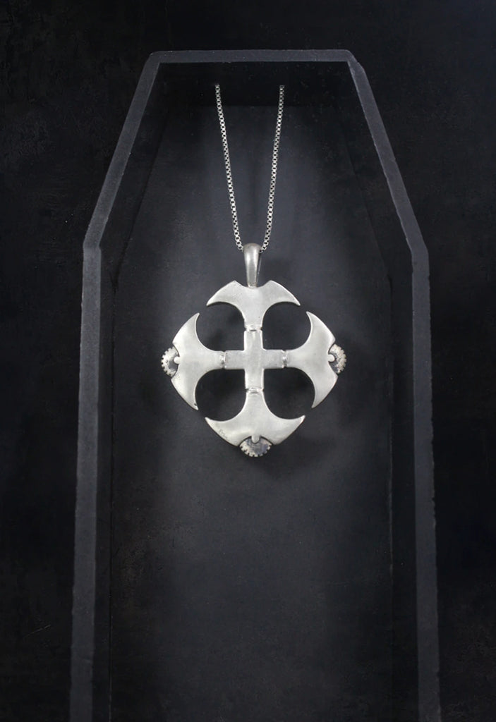 Aatank Neckpiece