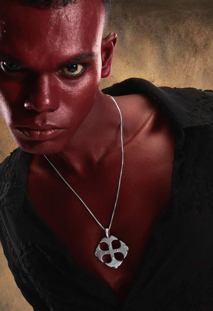Aatank Neckpiece