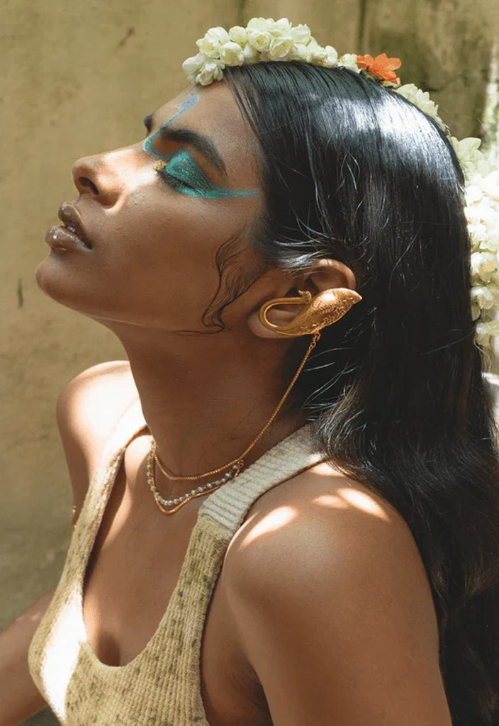 Azad | Liens d'oreille