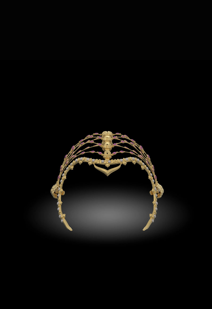 Blade Bearer in 18-carat gold plating on sterling silver, product photo on black – hair harness, maangtika, Bhavya Ramesh