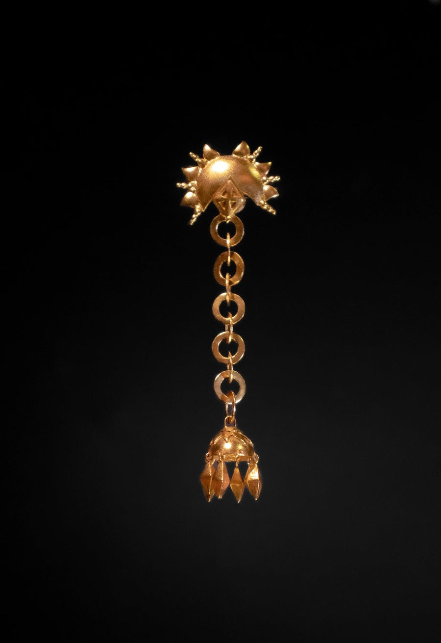 CelestialChain in 18-carat gold plating on sterling silver, product photo on black – earrings, Bhavya Ramesh
