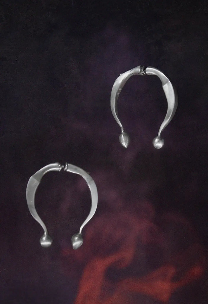 Chokehold Earring
