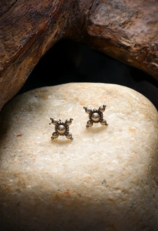 Four Corners Earring