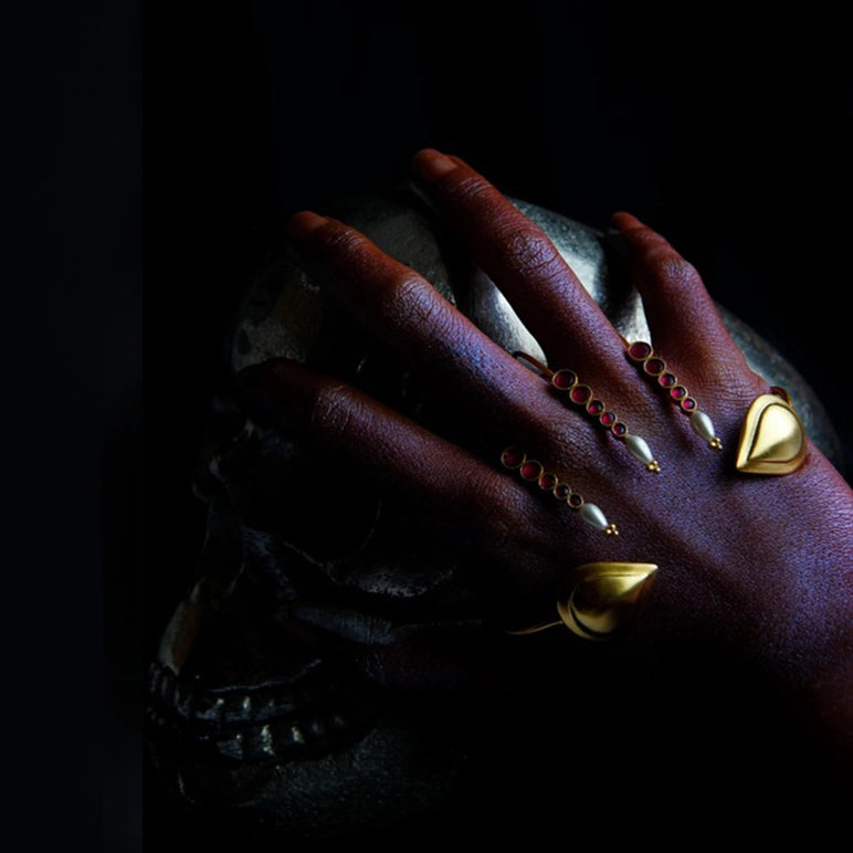 Her Highness Palm Cuff
