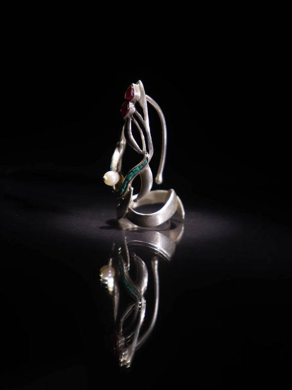 Khai in 925 sterling silver, product photo on black – nail rings, Bhavya Ramesh
