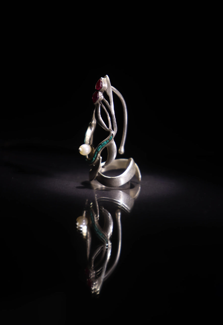 Khai in 925 sterling silver, product photo on black – nail rings, Bhavya Ramesh