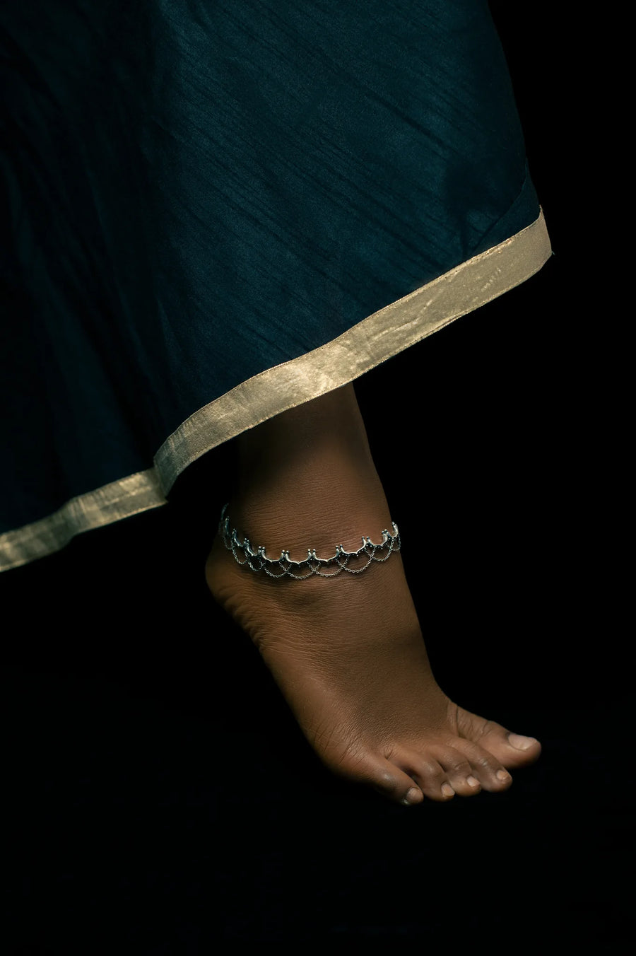 Kinari Anklet in 925 sterling silver, worn by a model – anklet, Bhavya Ramesh