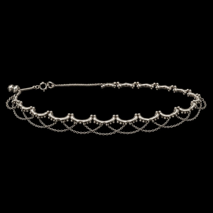 Kinari Anklet in 925 sterling silver, product photo on black – anklet, Bhavya Ramesh
