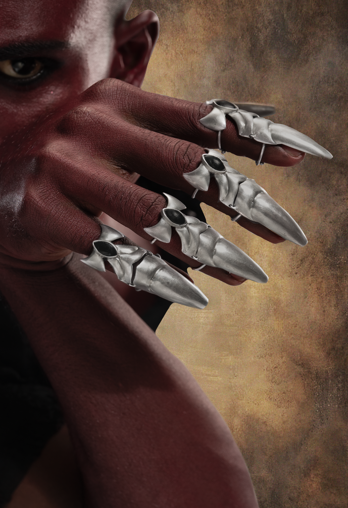 Raakh Nail ring