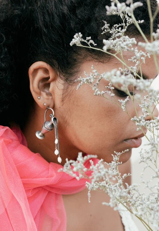 Pour Earrings in 925 sterling silver, worn by a model – earrings, Bhavya Ramesh