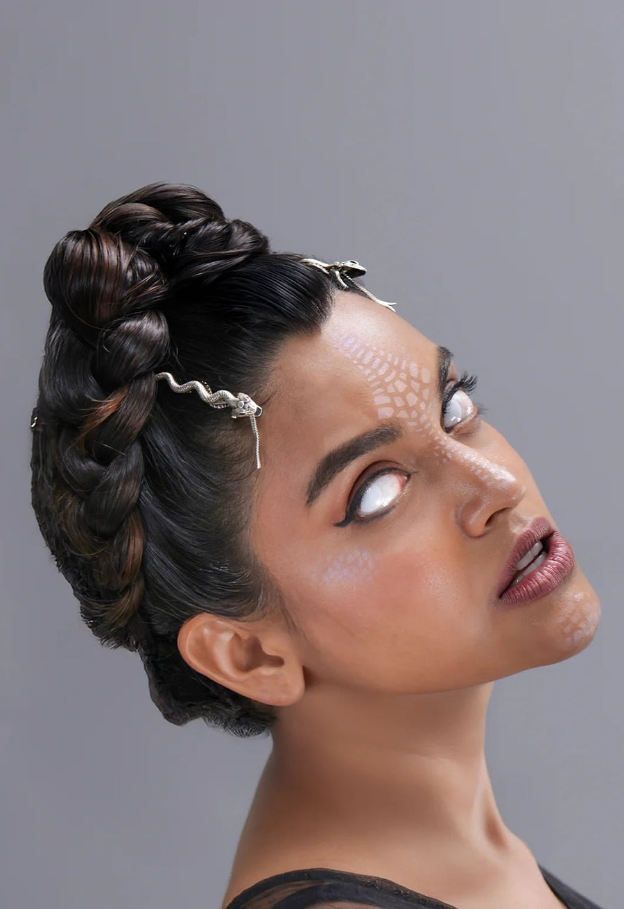 Seashas Hair clip in 925 sterling silver, worn by a model – hair clip, Bhavya Ramesh