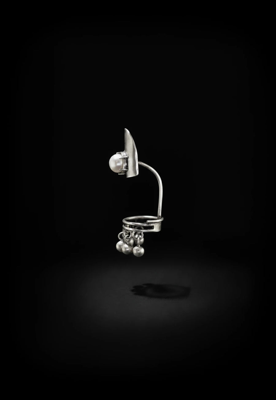 Pearlita in sterling silver, product photo on black – nail rings, Bhavya Ramesh