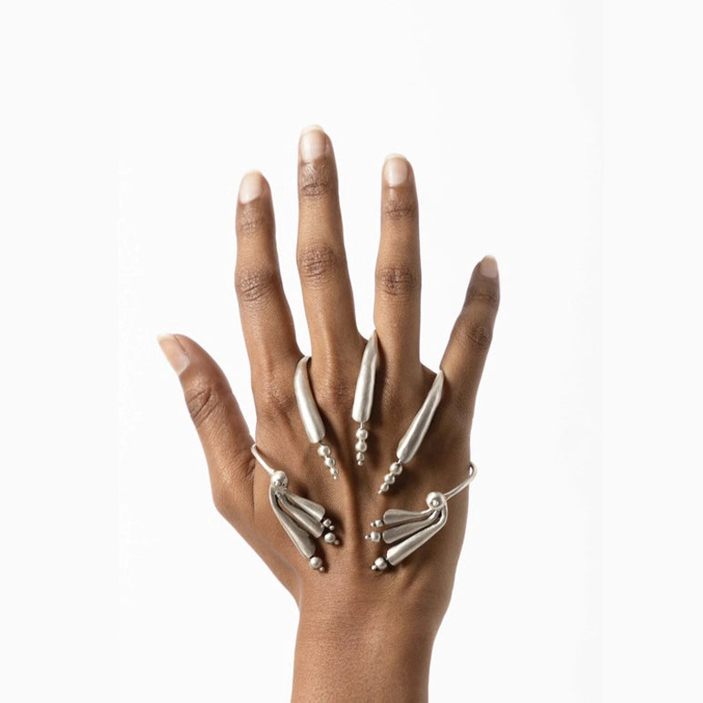 The Predator Palm Cuff