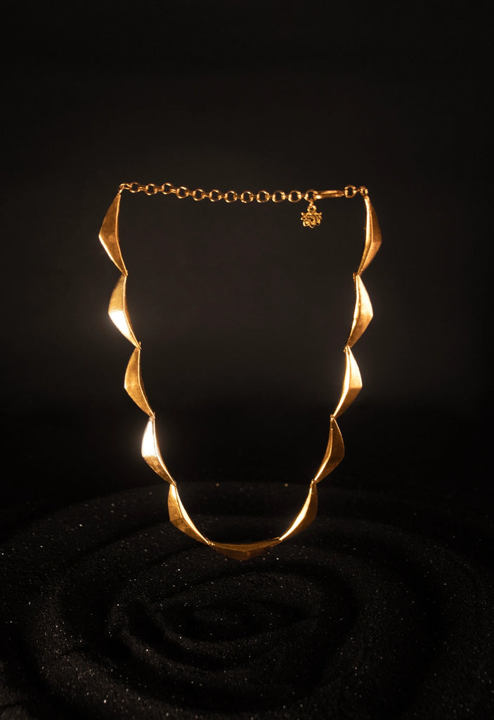 Vegavat Neckpiece