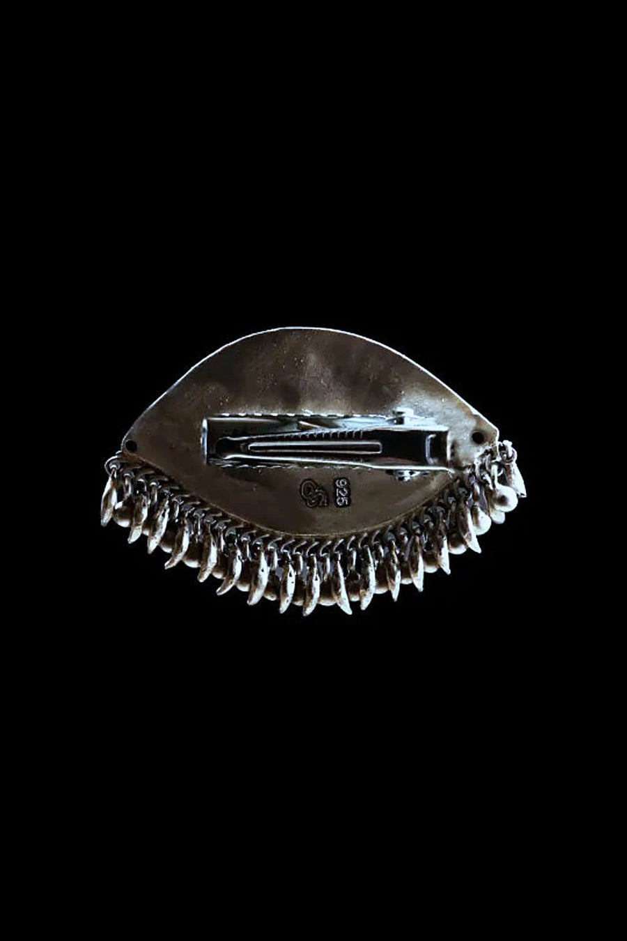 Gaze hair clip in sterling silver, reverse side – steel clip fastening and 925 hallmark