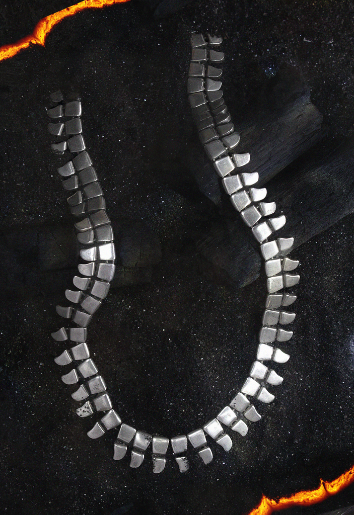 Restless Neckpiece
