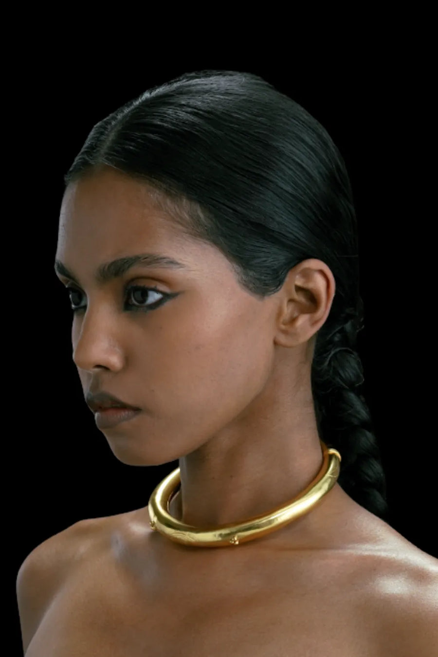 Vigil Choker in sterling silver, worn by a model – neck pieces, Bhavya Ramesh
