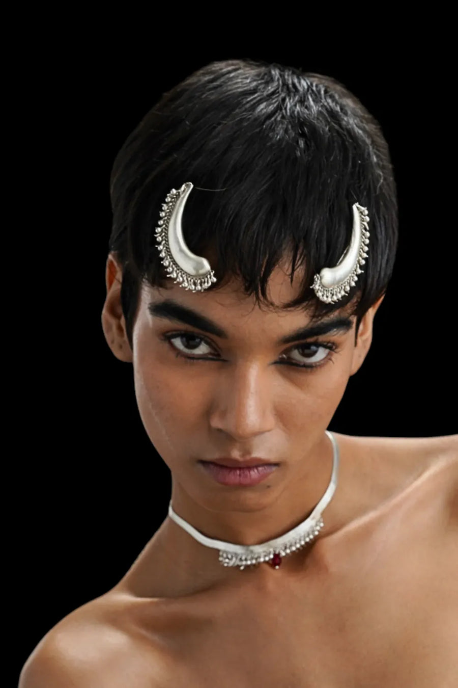 Tusk Hairclips in sterling silver, worn by a model – hair clip, Bhavya Ramesh