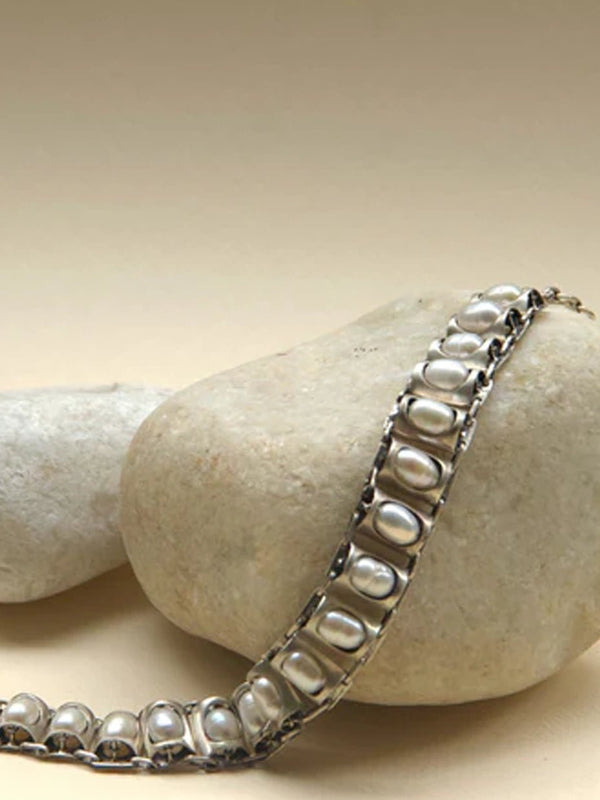 Eternal Choker in 925 sterling silver, worn by a model – neck pieces, Bhavya Ramesh