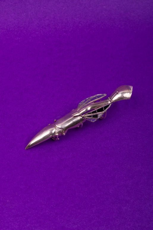 Man Eater in sterling silver, product photo on black – rings, Bhavya Ramesh