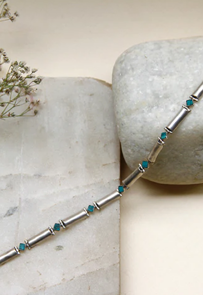 Radiate Choker