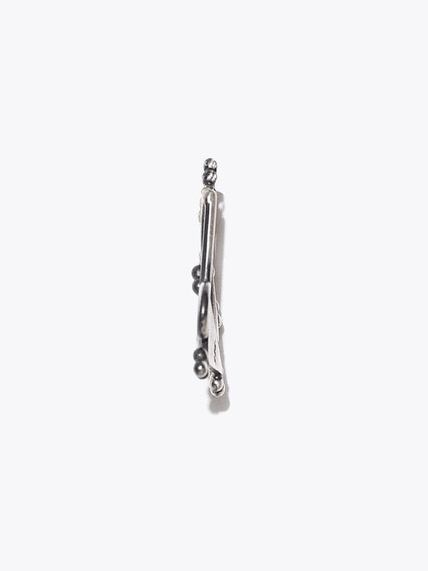 Arrow Nose Clip in 925 sterling silver, product photo on black – nose pin, Bhavya Ramesh