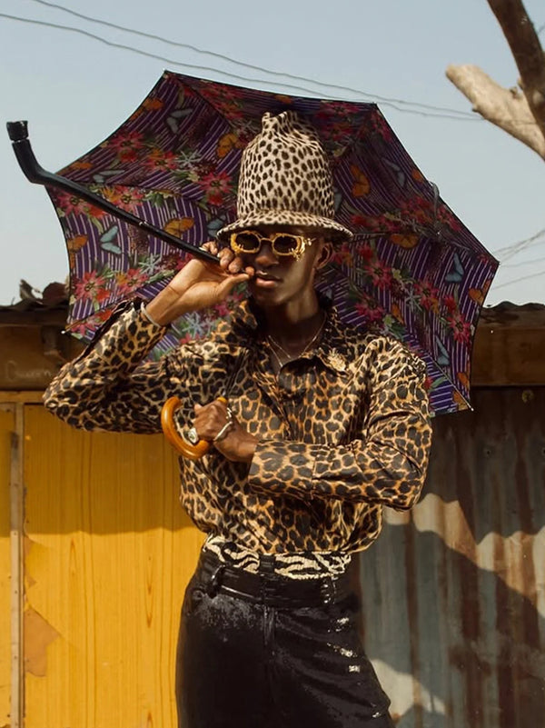 Alioune Badara Fall wearing Bhavya Ramesh
