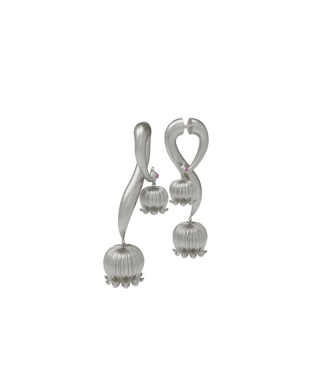 Cham Cham in 925 sterling silver, product photo on black – earrings, Bhavya Ramesh
