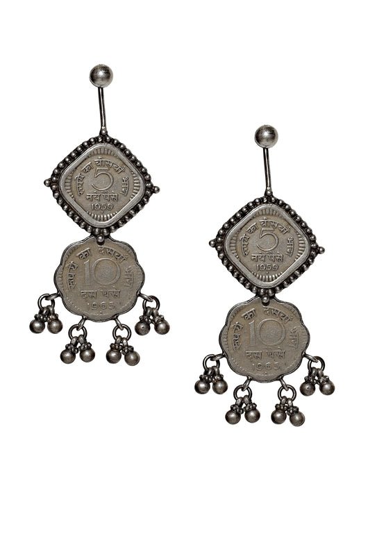 Cosmic Avalanche earring in 925 sterling silver, product photo on black – earrings, Bhavya Ramesh