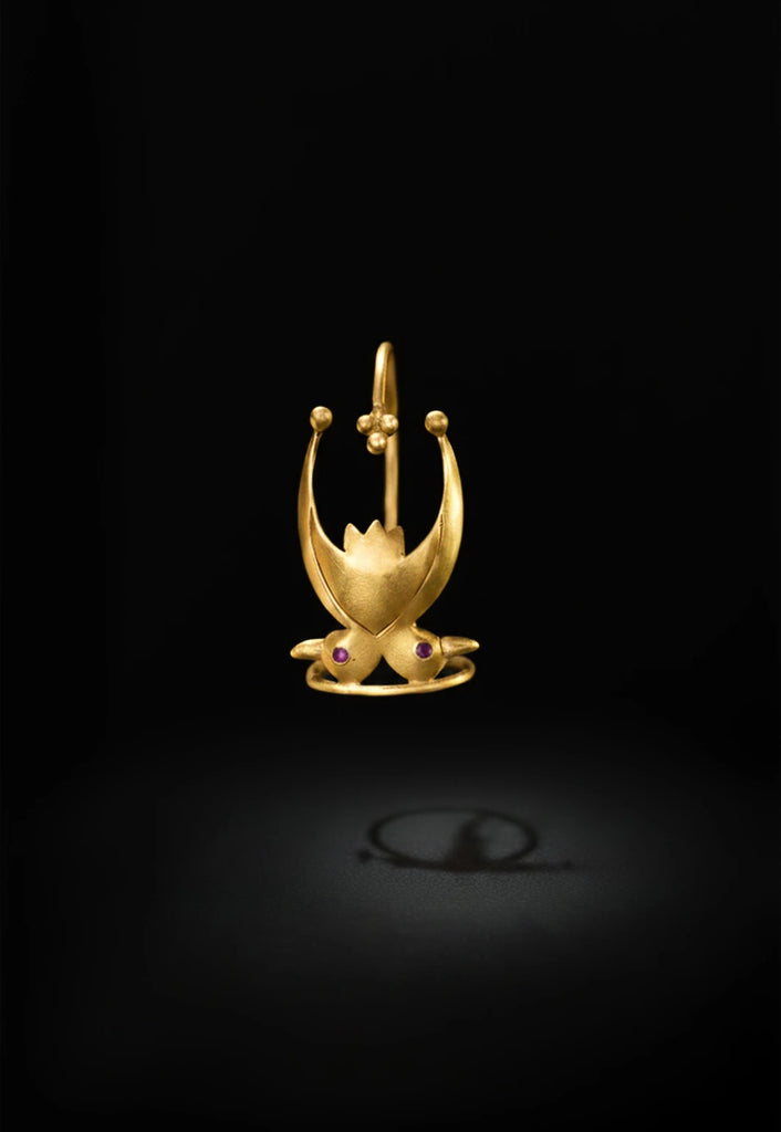 Saahas | साहस Tapas de uñas