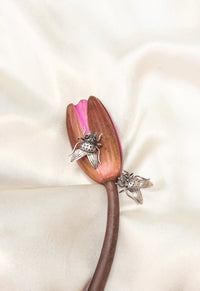 Boucles d'oreilles mouche maison