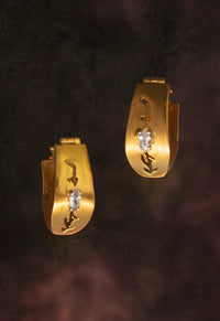 Boucle d'oreille gravée