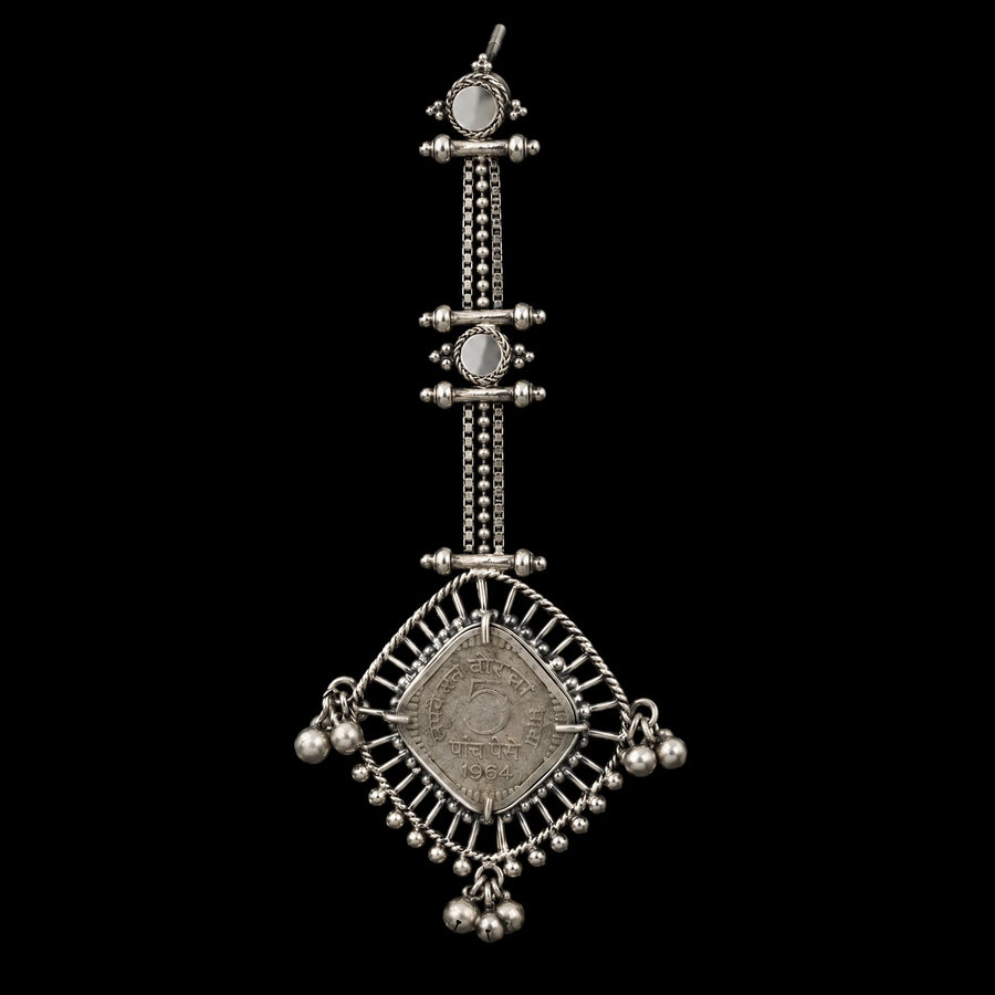 Kite Earrings in 925 sterling silver, product photo on black – earrings, Bhavya Ramesh