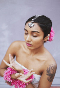 Échelle Maang Tika