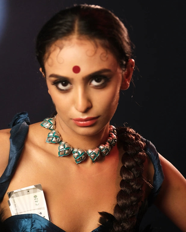 Laddoo Neckbulbs