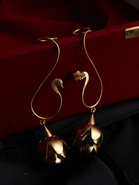 Lovers Earrings in 18-carat gold plating on sterling silver, product photo on black – earrings, Bhavya Ramesh