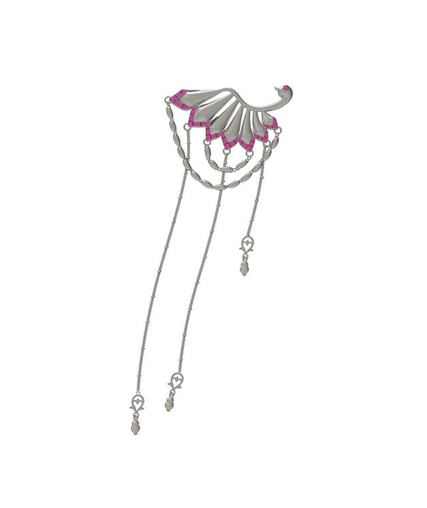 Malpua Hairclip in 925 sterling silver, product photo on black – hair clip, Bhavya Ramesh