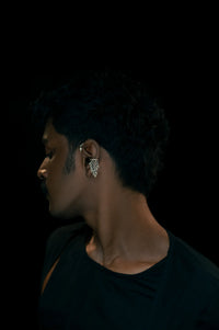 Murmur Ear Clip in 925 sterling silver, worn by a model – ear clips, Bhavya Ramesh