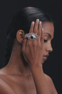 Gaze Ring