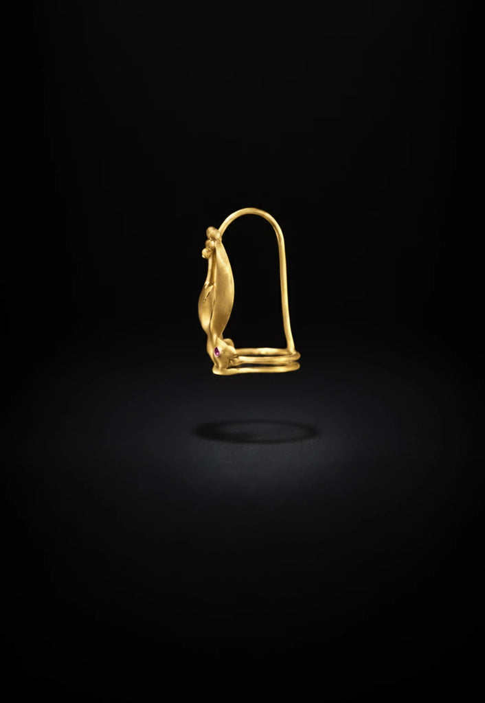 Saahas | साहस Tapas de uñas