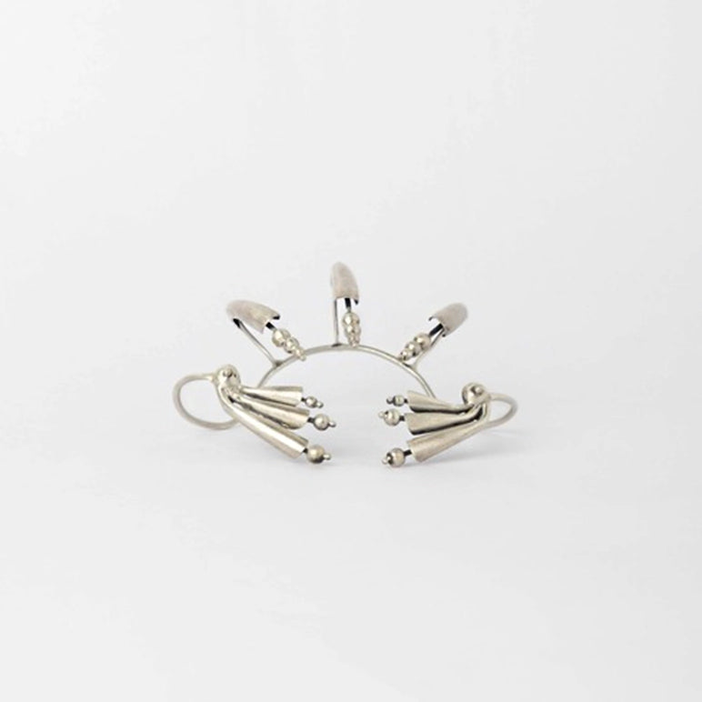 The Predator Palm Cuff