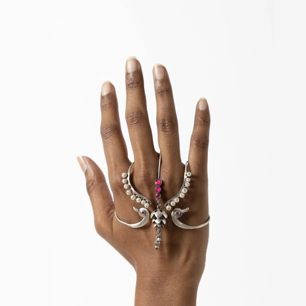 Twin Flames Palm Cuff in 925 sterling silver, worn by a model – palm cuff, Bhavya Ramesh